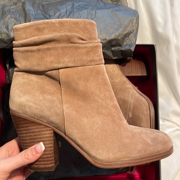 Vince camuto bootie - Picture 1 of 4